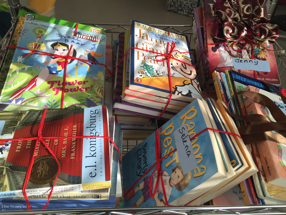 2015-12-11_HolidayGiftDonations4w